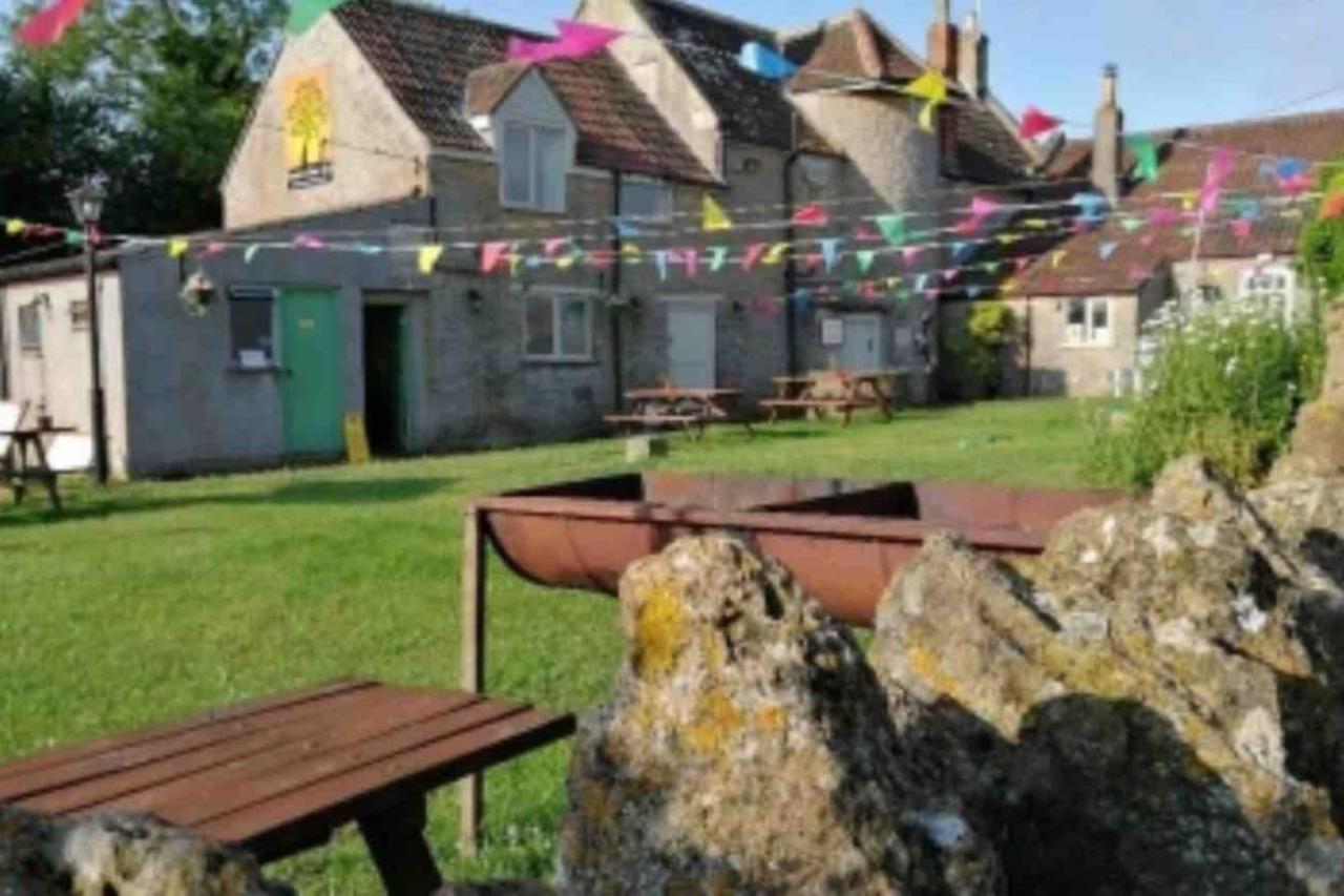 Tuckers Grave Inn Nr Bath Longleat Cheddar Bristol Norton St Philip Extérieur photo
